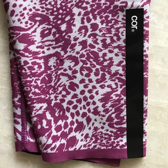 Cor Designed by Ultracor Tulip Congo Leggings yoga Size Medium MSRP $130 NWT - Picture 4 of 11